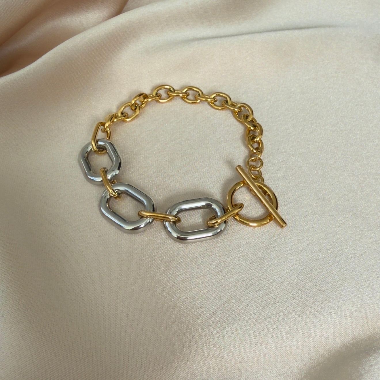 Two Tones Chunky Bracelets